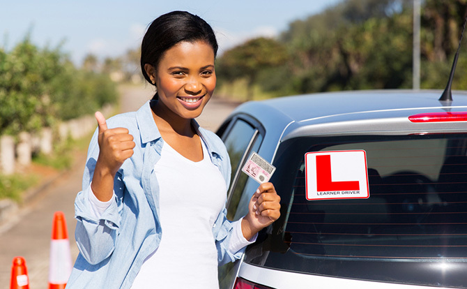 Manual & Automatic Driving School – Enjoy Your Driving Lessons In A New Stylish Mercedes A Class